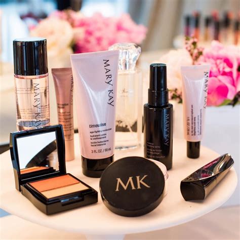 Mary kay makeup - Choose from 14 shades that work for every skin tone and any occasion, perfect for whatever your lips face next. It’s time for your lip gloss to glow up! Additional benefits: Modern shades for every occasion and skin tone. Three finishes — cream, pearl and shimmer — take you from work to play. Formulated with vitamins C and E ...